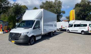 MERCEDES-BENZ Sprinter 317 CDI Lang 9G-TRONIC Möbelwagen mit Hebebühne (Fourgon)